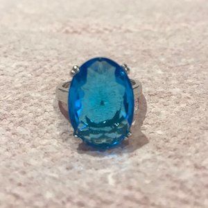 LARGE COSTUME FASHION JEWELRY BLUE RING